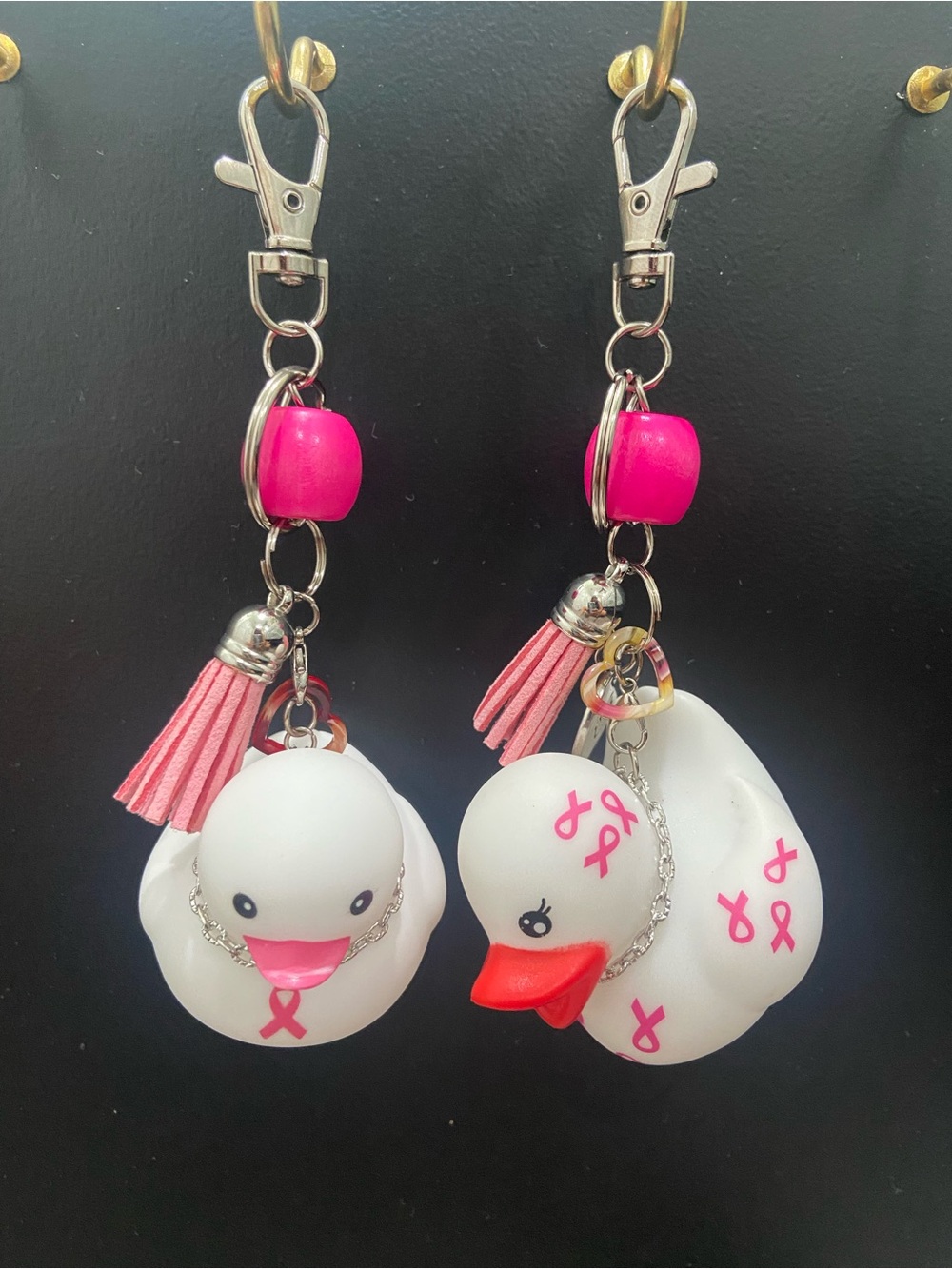 Set of 2 Breast Cancer Awareness duck bag clips/keychain-Handmade-New